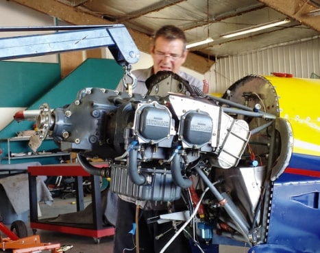 General Support Full Aircraft Maintenance Facility Factory Trained, FAA Certified A&Ps and IA’s Avionics Installation and Repair including IFR/VFR Certifications Inspections: Annual, Phase, 100 hr, etc. Troubleshooting and Repairs Airframe Engine